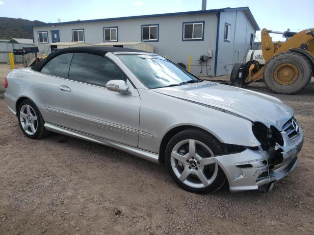 WDBTK75J65F135102 - 2005 MERCEDES-BENZ CLK 500 SILVER photo 4