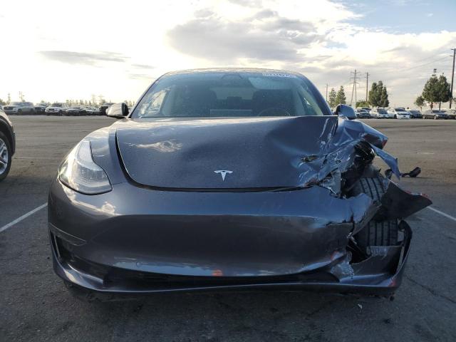 5YJ3E1EB3NF134864 - 2022 TESLA MODEL 3 Сұр фото 5