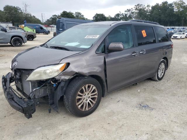 2015 TOYOTA SIENNA XLE, 