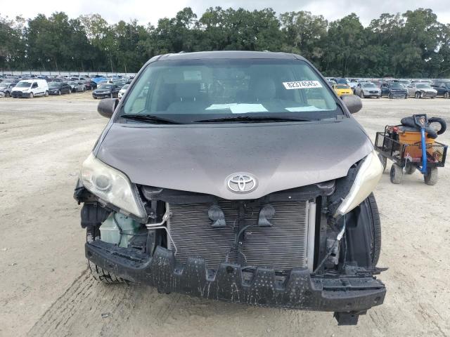 5TDYK3DC9FS578672 - 2015 TOYOTA SIENNA XLE 灰色 照片 5