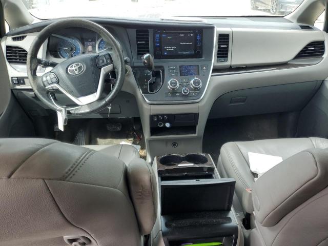 5TDYK3DC9FS578672 - 2015 TOYOTA SIENNA XLE 灰色 照片 8