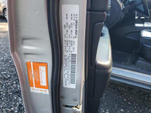 1J4RR4GG1BC656999 - 2011 JEEP GRAND CHEROKEE LAREDO Srebrny zdjęcie 13