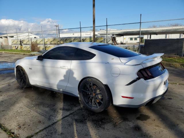 1FA6P8CF4K5106399 - 2019 FORD MUSTANG GT WHITE photo 2