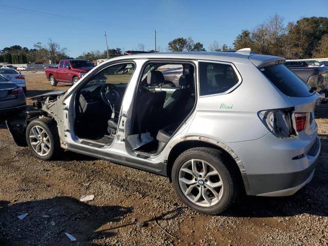 5UXWX7C51BL730585 - 2011 BMW X3 XDRIVE35I SILVER photo 2