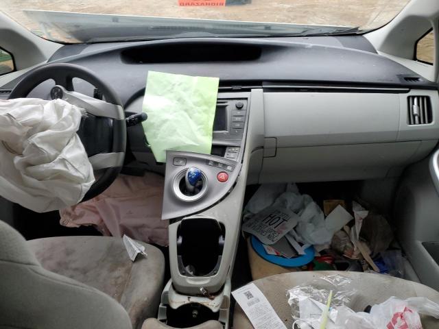 JTDKN3DU8F0463764 - 2015 TOYOTA PRIUS WHITE photo 8