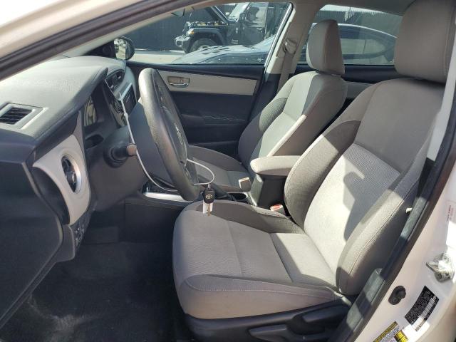 5YFBURHE1JP835579 - 2018 TOYOTA COROLLA L WHITE photo 7