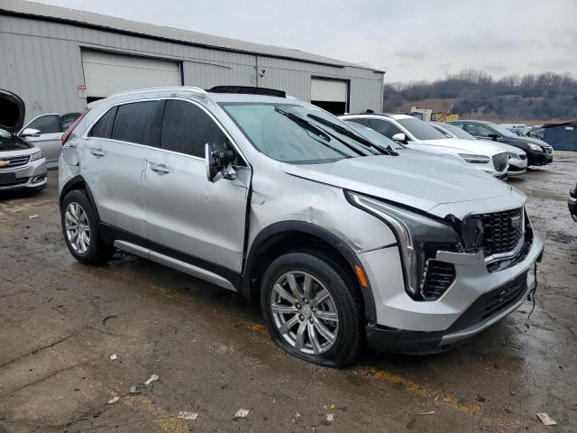 1GYFZDR40LF133723 - 2020 CADILLAC XT4 PREMIUM LUXURY SILVER photo 4