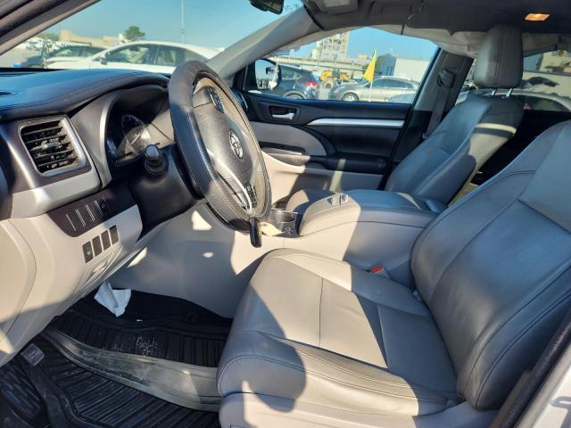 5TDKKRFHXGS146014 - 2016 TOYOTA HIGHLANDER XLE Plata foto 7