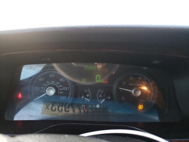 2LNBL8EV0AX610904 - 2010 LINCOLN TOWN CAR EXECUTIVE L BLACK photo 9