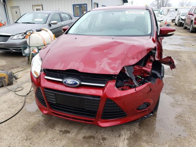 1FADP3F27EL310150 - 2014 FORD FOCUS SE MAROON photo 5