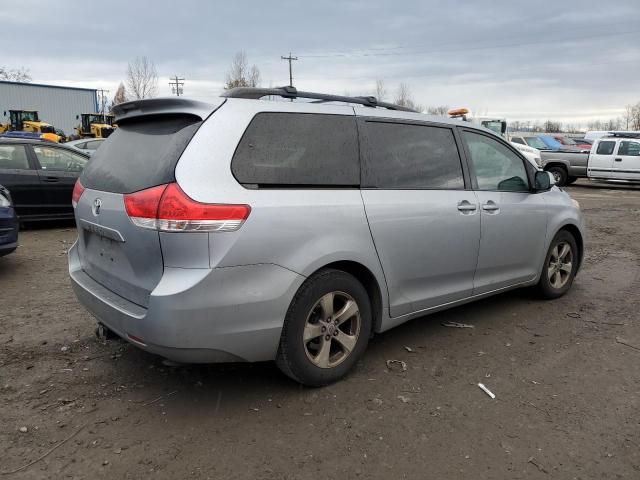 5TDKK3DC3CS201241 - 2012 TOYOTA SIENNA LE BLUE photo 3