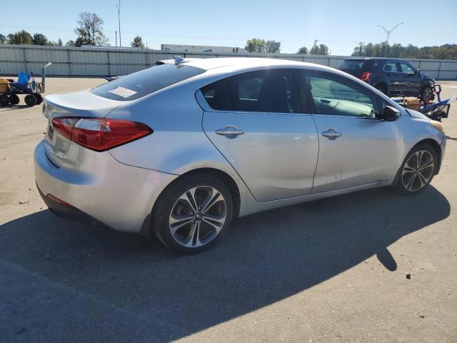 KNAFX4A86E5078596 - 2014 KIA FORTE EX 银色 照片 3