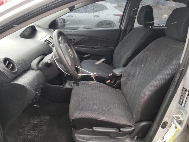 JTDBT923384033171 - 2008 TOYOTA YARIS SILVER photo 7