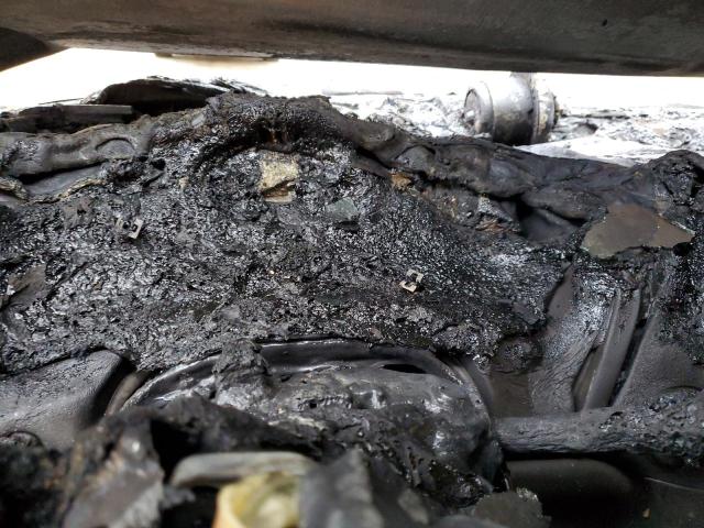 2G2WP552681109581 - 2008 PONTIAC GRAND PRIX 灰色 照片 9