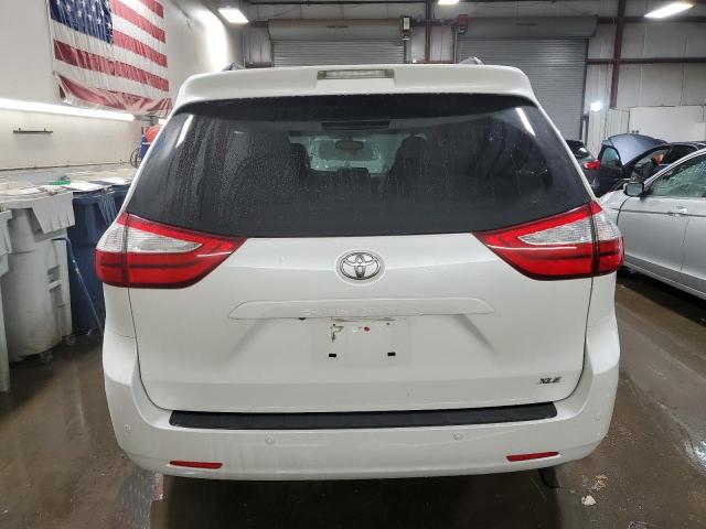 5TDYK3DC4GS713378 - 2016 TOYOTA SIENNA XLE WHITE photo 6