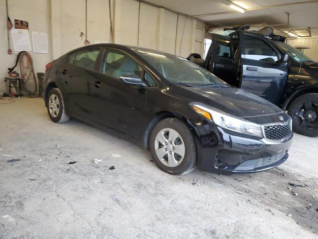 3KPFL4A7XJE234191 - 2018 KIA FORTE LX BLACK photo 4