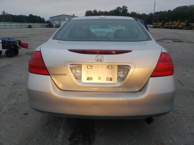 1HGCM56797A105869 - 2007 HONDA ACCORD EX SILVER photo 6