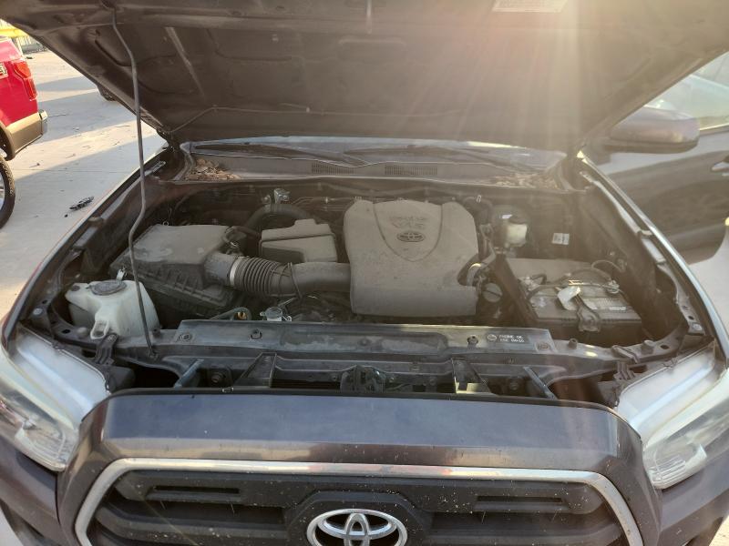 5TFAZ5CN1HX040766 - 2017 TOYOTA TACOMA DOUBLE CAB GRAY photo 11