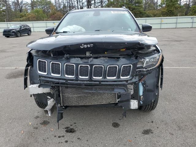 3C4NJDBB4LT197240 - 2020 JEEP COMPASS LATITUDE BLACK photo 5