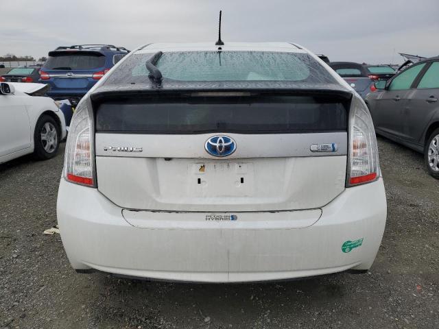 JTDKN3DP8D3045355 - 2013 TOYOTA PRIUS PLUG WHITE photo 6