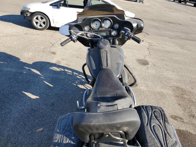 1HD1KB418AB631404 - 2010 HARLEY-DAVIDSON FLHX 灰色 照片 6