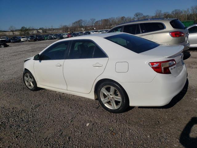 4T1BF1FK9DU228028 - 2013 TOYOTA CAMRY L WHITE photo 2