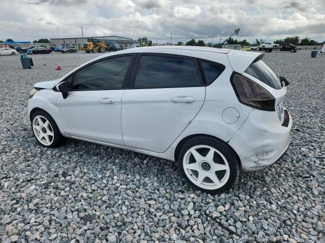 3FADP4TJ5JM132586 - 2018 FORD FIESTA S 白色 照片 2