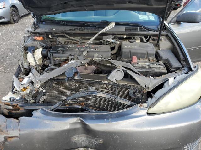 4T1BE32K05U556010 - 2005 TOYOTA CAMRY LE GRAY photo 11