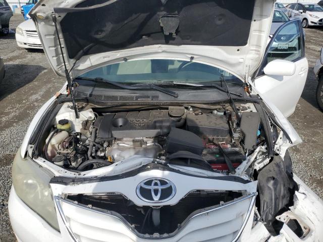 4T4BF3EK7BR088626 - 2011 TOYOTA CAMRY BASE WHITE photo 11