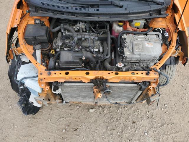 JTDKDTB39H1591490 - 2017 TOYOTA PRIUS C 橙色 照片 11