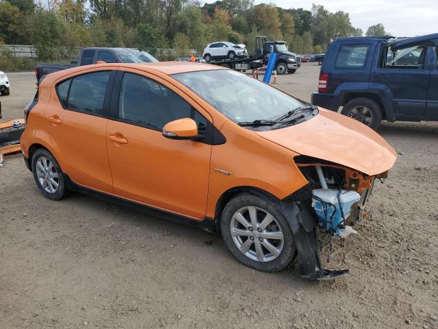 JTDKDTB39H1591490 - 2017 TOYOTA PRIUS C 橙色 照片 4