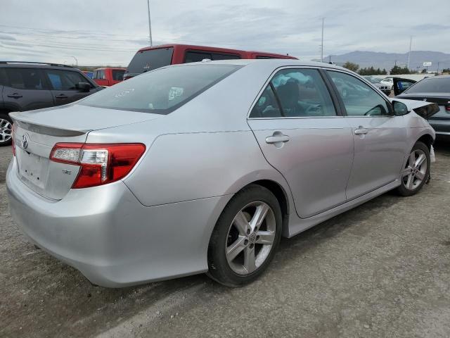 4T1BF1FK1CU142971 - 2012 TOYOTA CAMRY BASE SILVER photo 3