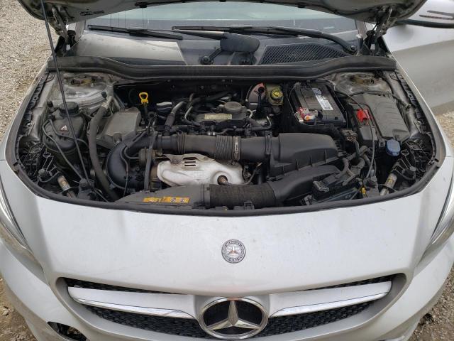 WDDSJ4EB4EN070303 - 2014 MERCEDES-BENZ CLA 250 SILVER photo 11