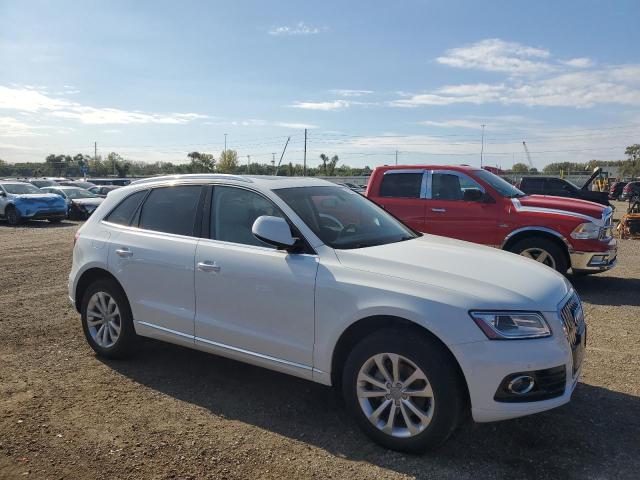 WA1LFAFP4FA116241 - 2015 AUDI Q5 PREMIUM PLUS WHITE photo 4