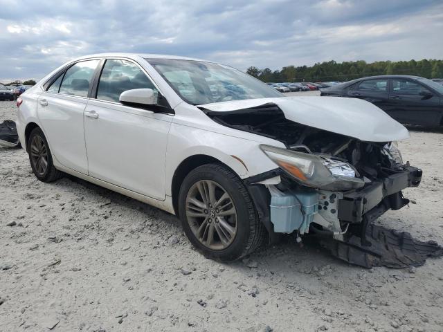 4T1BF1FK2GU556475 - 2016 TOYOTA CAMRY LE Սպիտակ լուսանկար 4