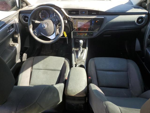 5YFBURHE8HP717040 - 2017 TOYOTA COROLLA L 红色 照片 8