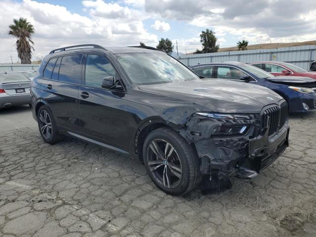 5UX23EM01R9V13269 - 2024 BMW X7 XDRIVE40I BLACK photo 4