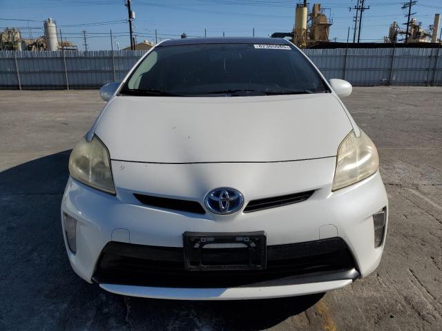 JTDKN3DU0D5661643 - 2013 TOYOTA PRIUS Weiß Foto 5
