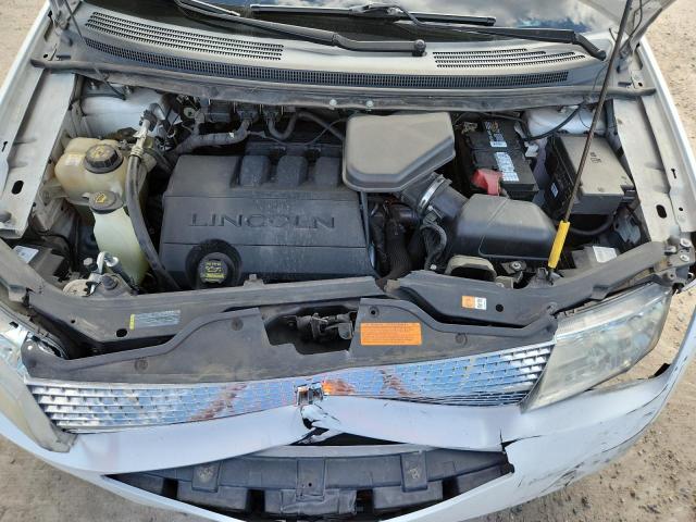 2LMDJ8JC9ABJ31126 - 2010 LINCOLN MKX WHITE photo 12