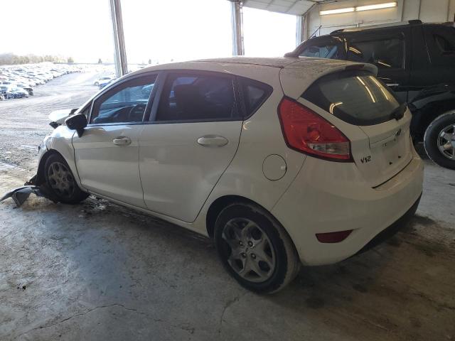 3FADP4TJ6DM218610 - 2013 FORD FIESTA S WHITE photo 2