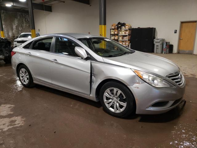 5NPEB4AC9CH490610 - 2012 HYUNDAI SONATA GLS SILVER photo 4