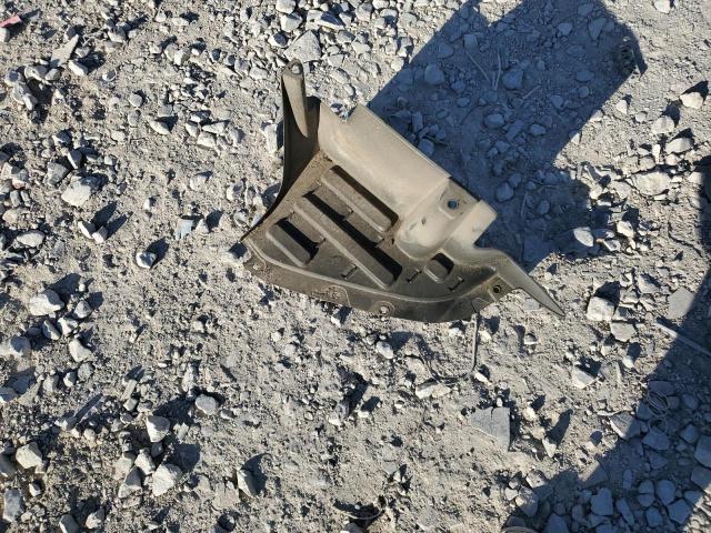 5NMZTDLB2JH106048 - 2018 HYUNDAI SANTA FE S WHITE photo 13