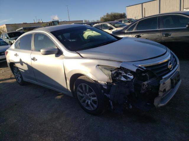 1N4AL3AP8FC577476 - 2015 NISSAN ALTIMA 2.5 SILVER photo 4