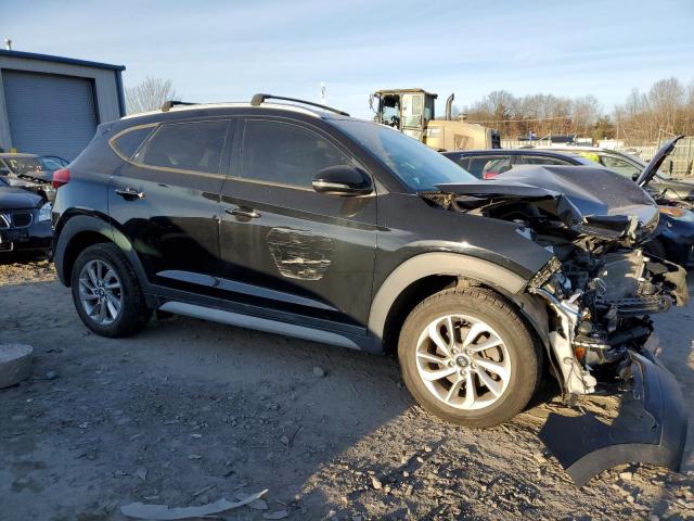 KM8J33A43JU684966 - 2018 HYUNDAI TUCSON SEL BLACK photo 4