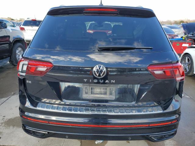 3VVCB7AX1NM054537 - 2022 VOLKSWAGEN TIGUAN SE R-LINE BLACK BLACK photo 6