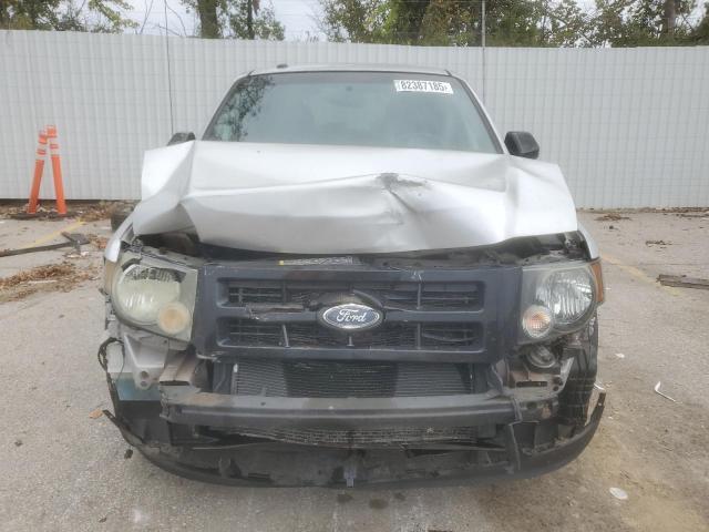 1FMCU9D72BKB44441 - 2011 FORD ESCAPE XLT SILVER photo 5