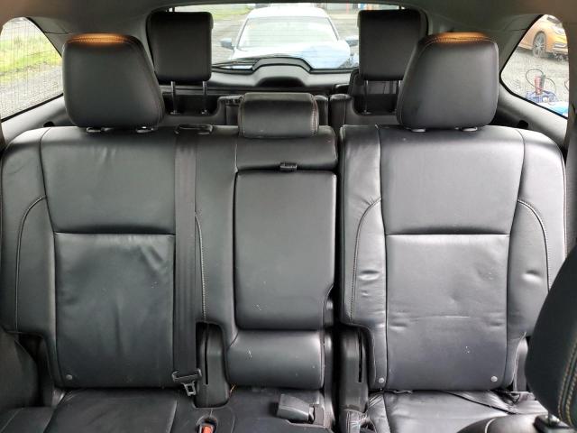 5TDJKRFH2GS347546 - 2016 TOYOTA HIGHLANDER XLE 银色 照片 10