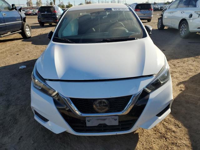 3N1CN8DV0LL825498 - 2020 NISSAN VERSA S WHITE photo 5