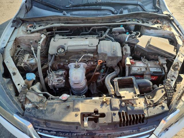 1HGCR2F78DA191588 - 2013 HONDA ACCORD EX Ақ фото 11