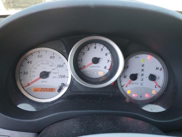 JTEHD20V040035539 - 2004 TOYOTA RAV4 SILVER photo 9